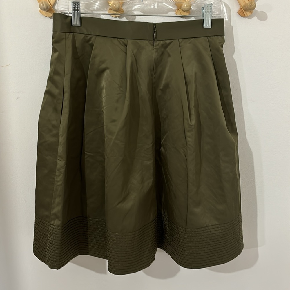 Olive Green banana republic full skirt - 8